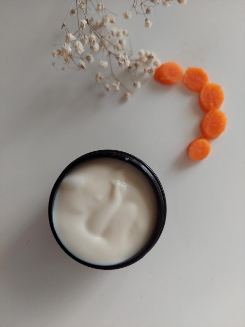Organic Crazy Carrot Complexion Cream. Rooibos, Green Tea & Willow Bark - For Aging Skin