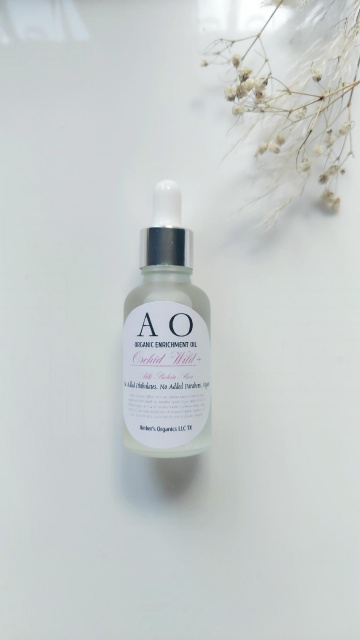 Organic Radiance Facial Oil  "Baby Face" Lavandula angustifolia & Roman Chamomile Oils