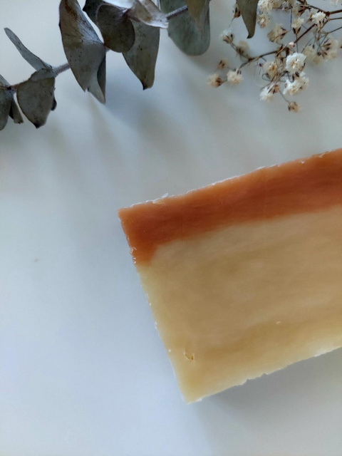 Organic Raspberry Vanilla + Shea Butter Soap Bar + Red Clay Antiaging 